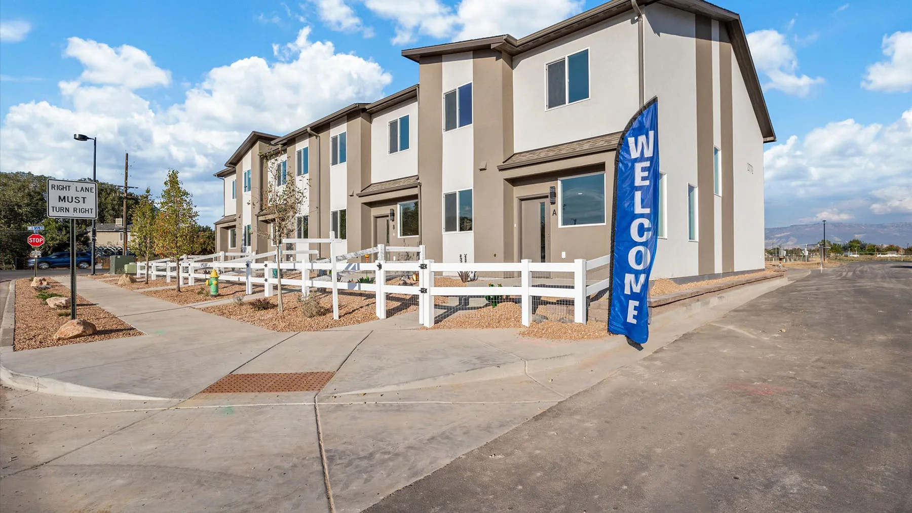 01-2772 Caspian Way-1 Exterior of Meridian Way subdivision
